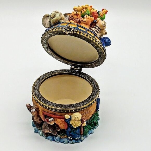 Noah's Ark Hinged Trinket Box - Picture 6 of 7